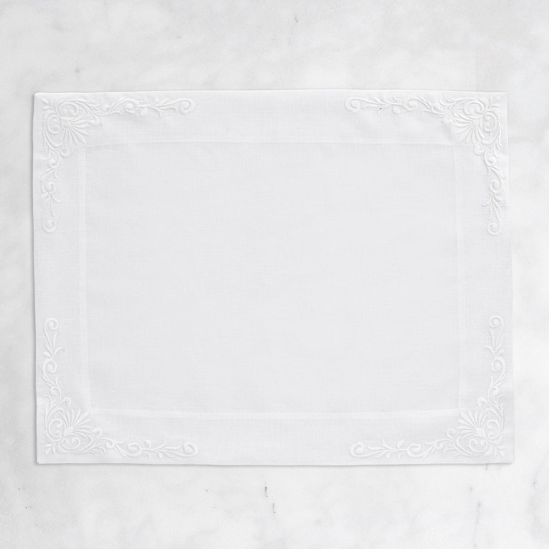 İznik Tile Flower Embroidered Placemat - White